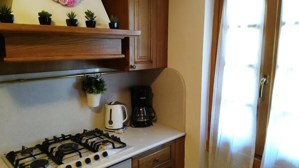 Maison de Denise Lezzeno 0*,  Italien